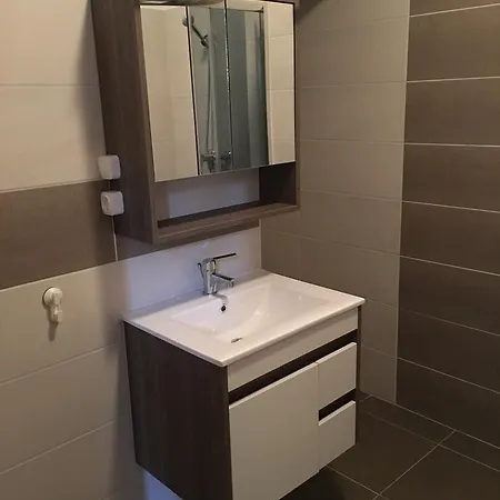 Tagas Csaladi Apartman Apartmán