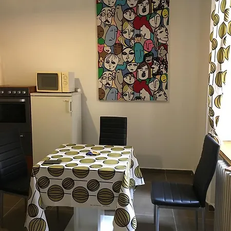 Tagas Csaladi Apartman Apartmán